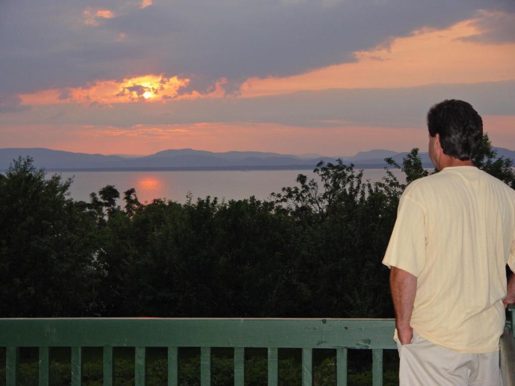 Gite La Halte Du Verger Bed And Breakfast Rivière-du-Loup Dış mekan fotoğraf