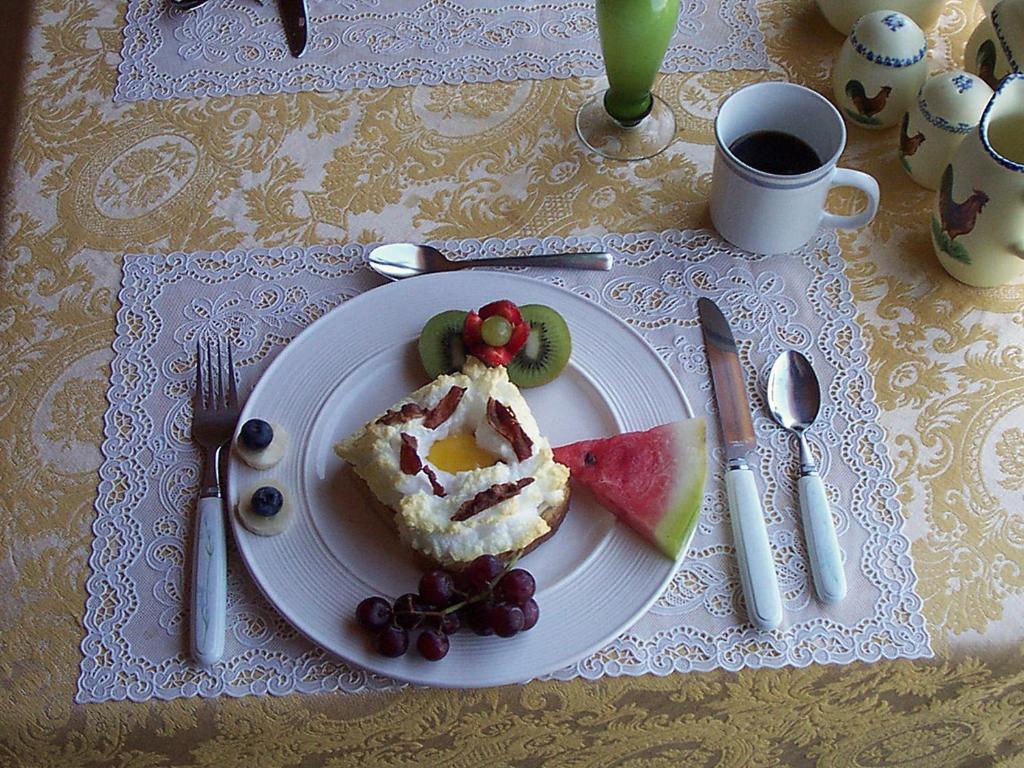 Gite La Halte Du Verger Bed And Breakfast Rivière-du-Loup Dış mekan fotoğraf