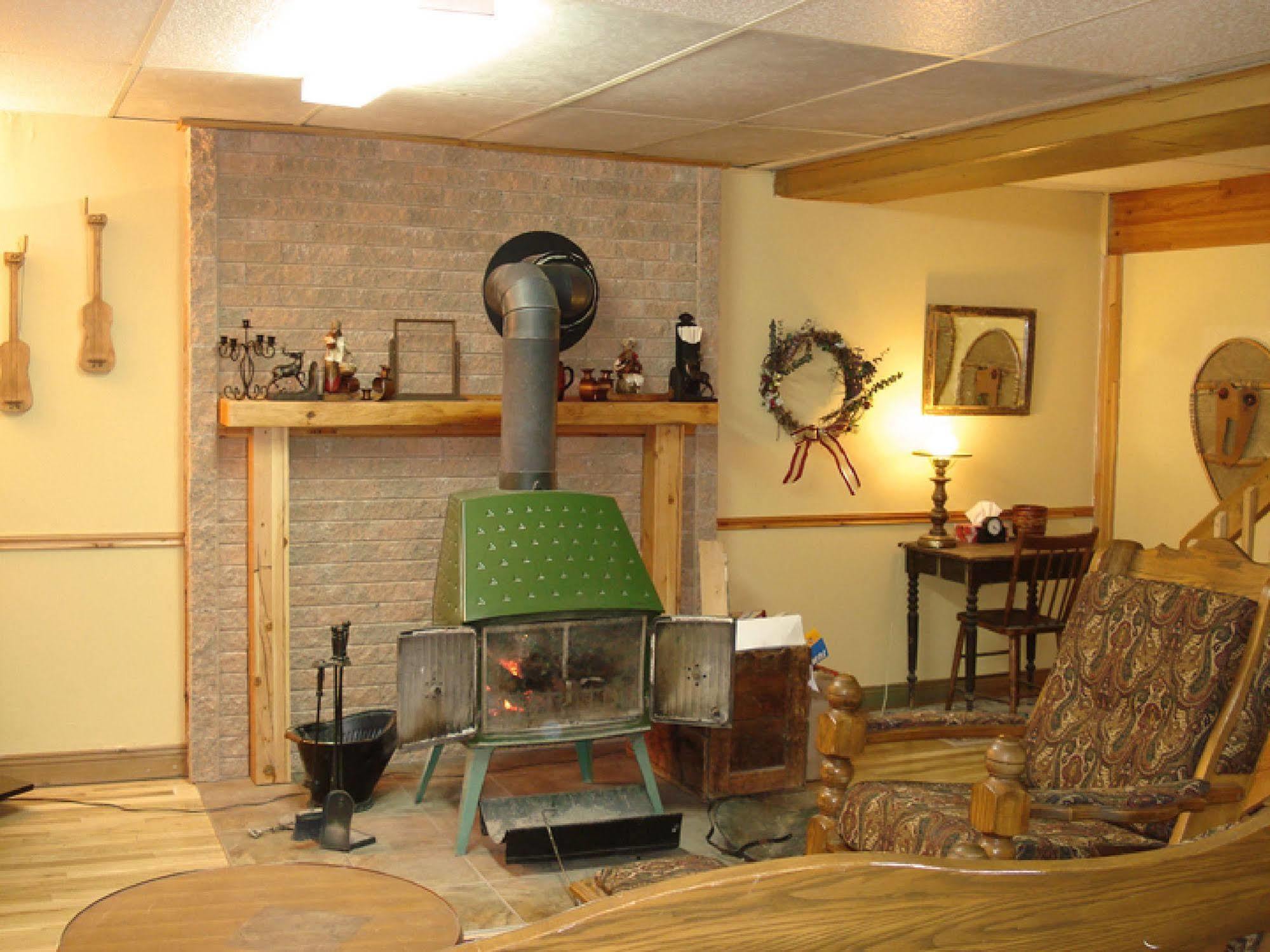 Gite La Halte Du Verger Bed And Breakfast Rivière-du-Loup Dış mekan fotoğraf